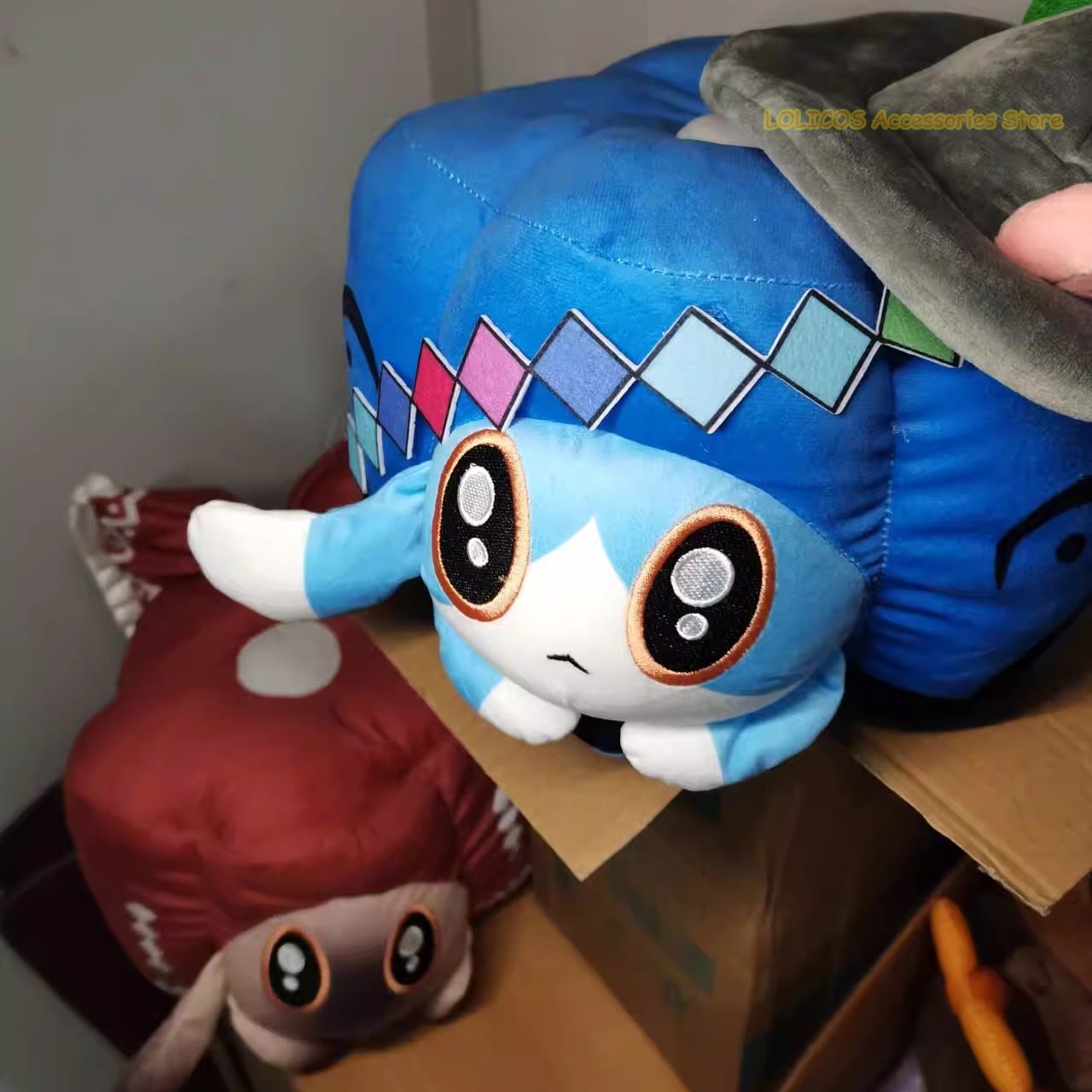 Hinanawi Tenshi Hakurei Reimu  - Throw Pillow review and price